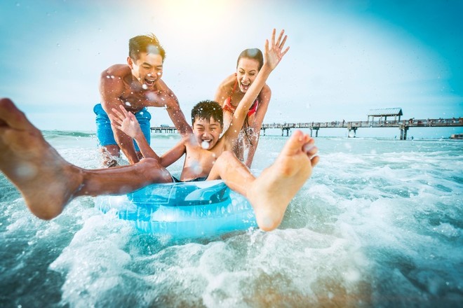 Clearwater Beach Adventure with Lunch - Approx. 12 Hours