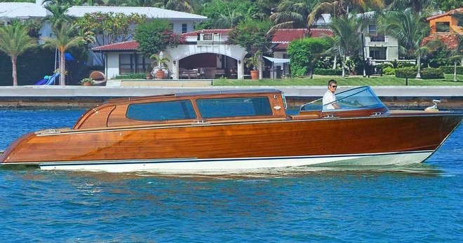 Venice Water Limo in Miami