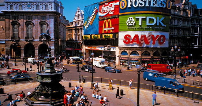 London SoHo District Guided Walking Tour - Semi-Private (ENG