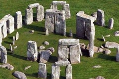 Create Listing: Inner Circle Stonehenge Tour