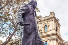 Create Listing: Churchill & World War 2 Walking Tour