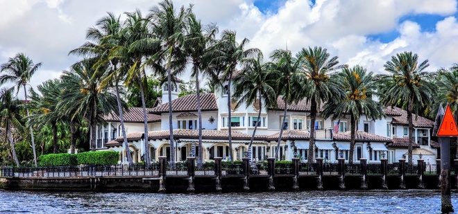 Fort Lauderdale Canals Sightseeing Cruise + Stop Sandbar or 